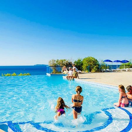 Апартаменты Mazet « Domaine De La Pinede » Ле-Лаванду Экстерьер фото